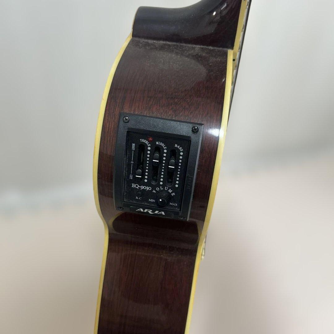 アリア　エレクトリックアコースティックギター