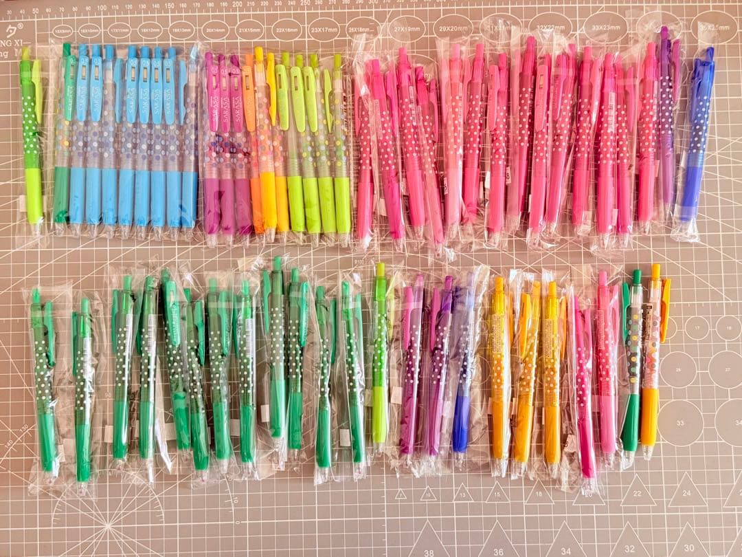 ゼブラ ボールペン 0.5 水玉柄 59本まとめ売り 未使用／中古 混在