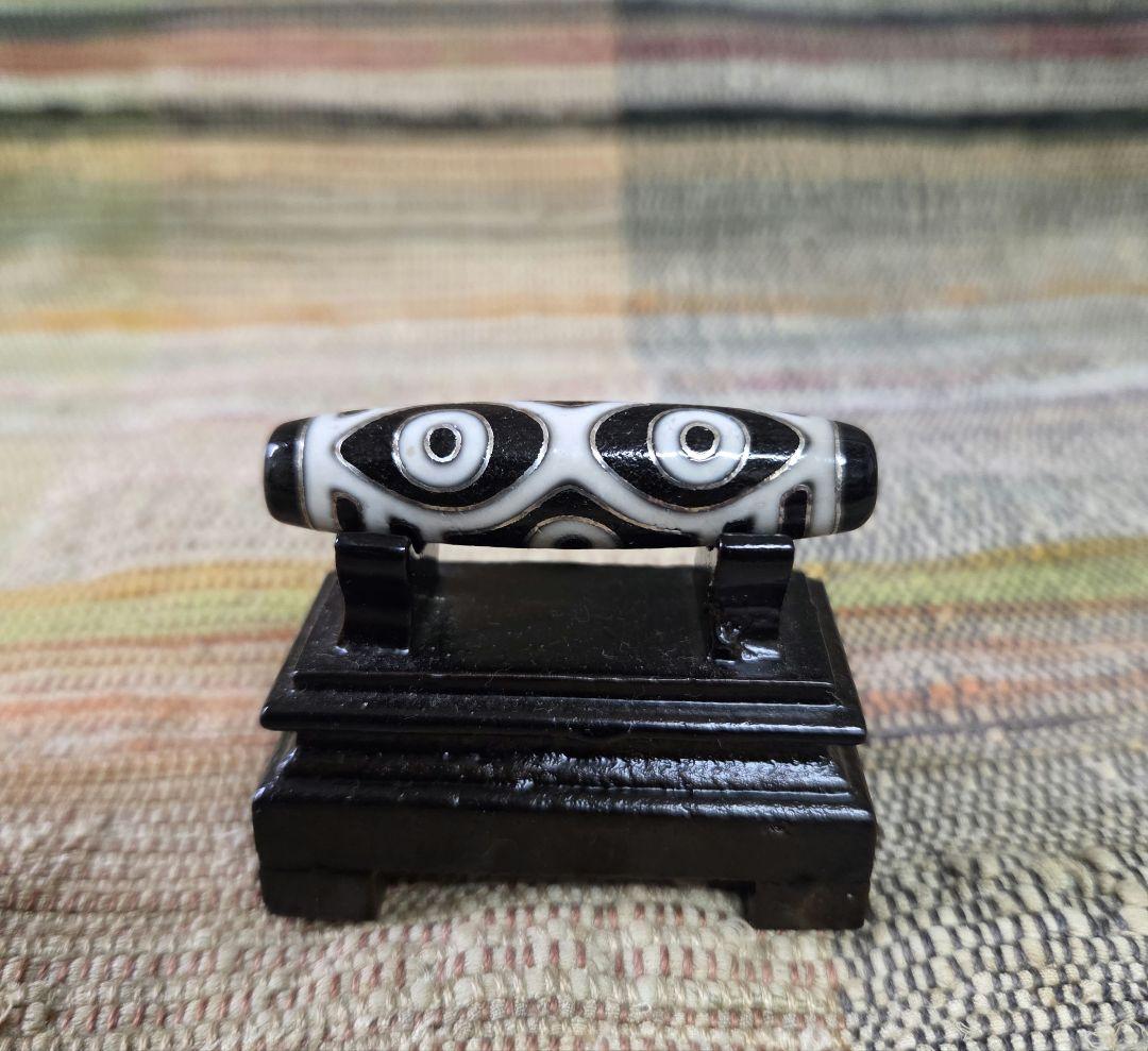 057 天珠　龍眼銀線天珠　　龍六眼　　　dzibeads！