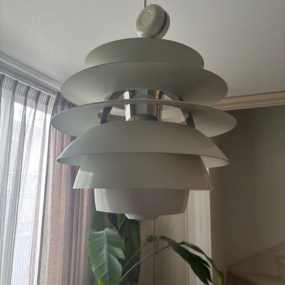 Louis Poulsen | PH BALL ペンダントランプ