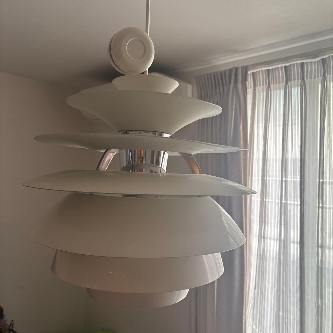 Louis Poulsen | PH BALL ペンダントランプ