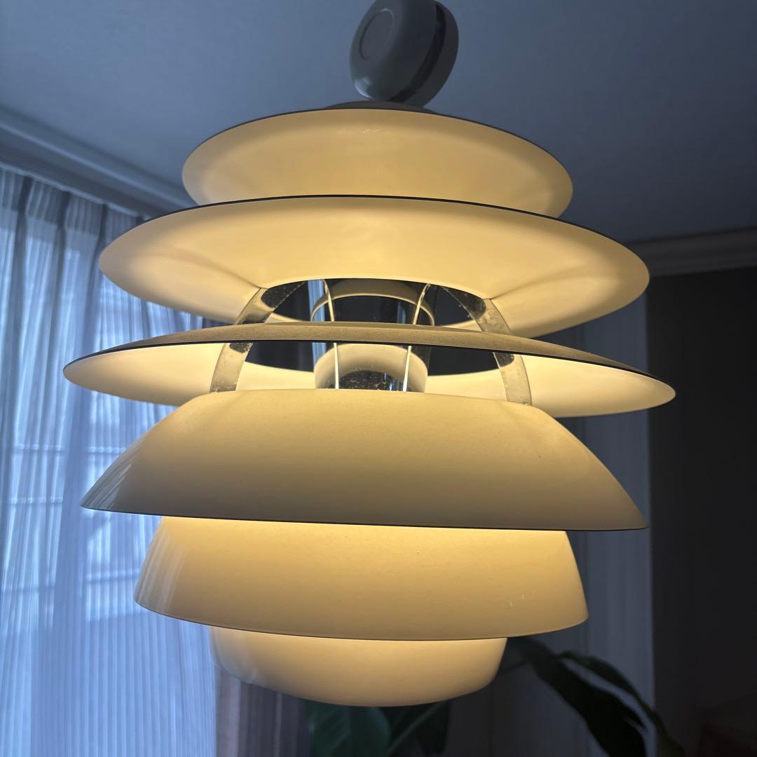 Louis Poulsen | PH BALL ペンダントランプ