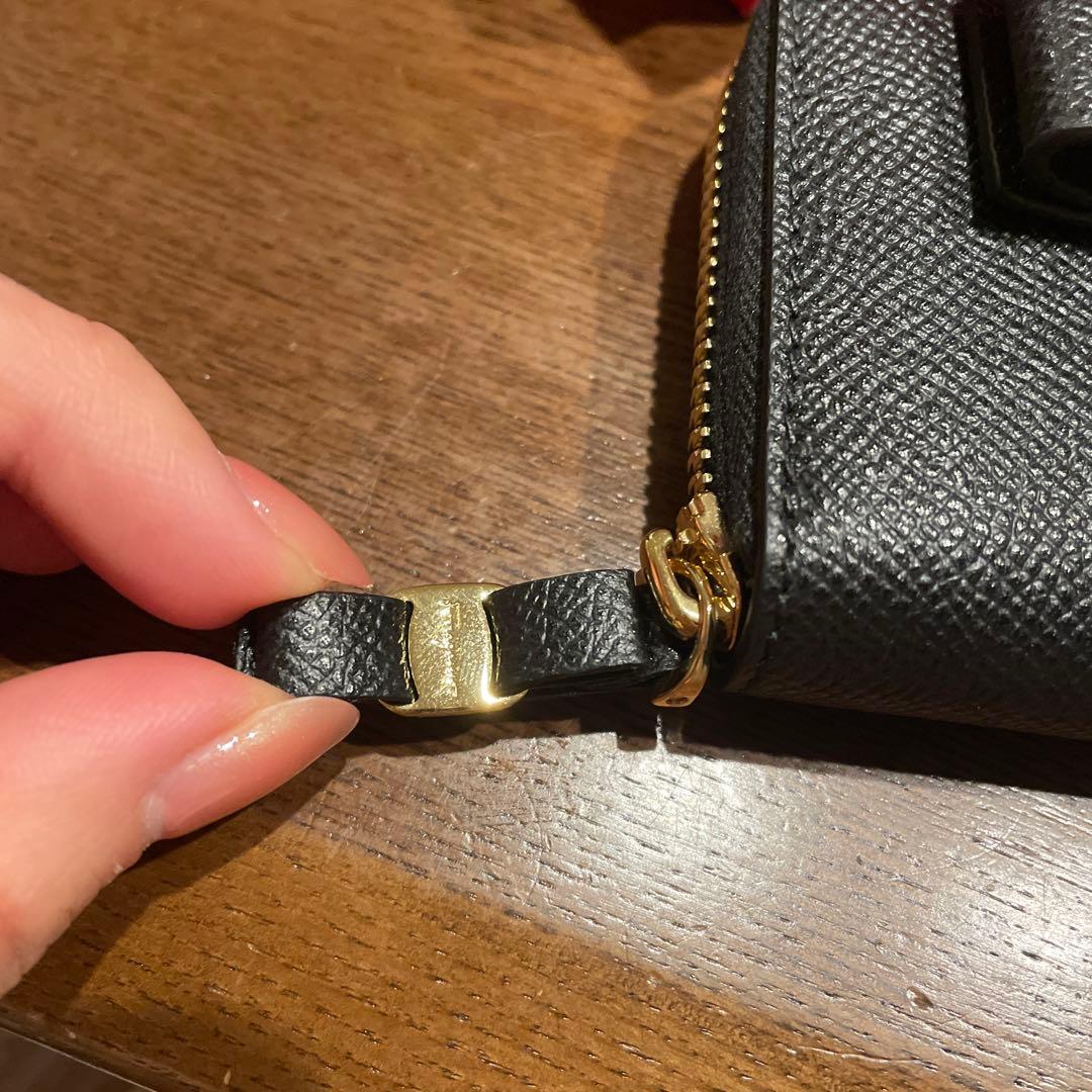 フェラガモ Ferragamo ヴァラリボン 財布 小銭入れ 新品未使用‼️