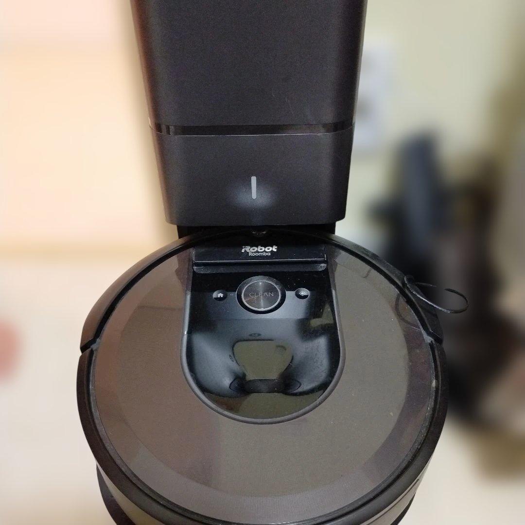 エコメルカリ便対象地域の方のみ購入可能！ルンバ　Roomba 本体 ブラック