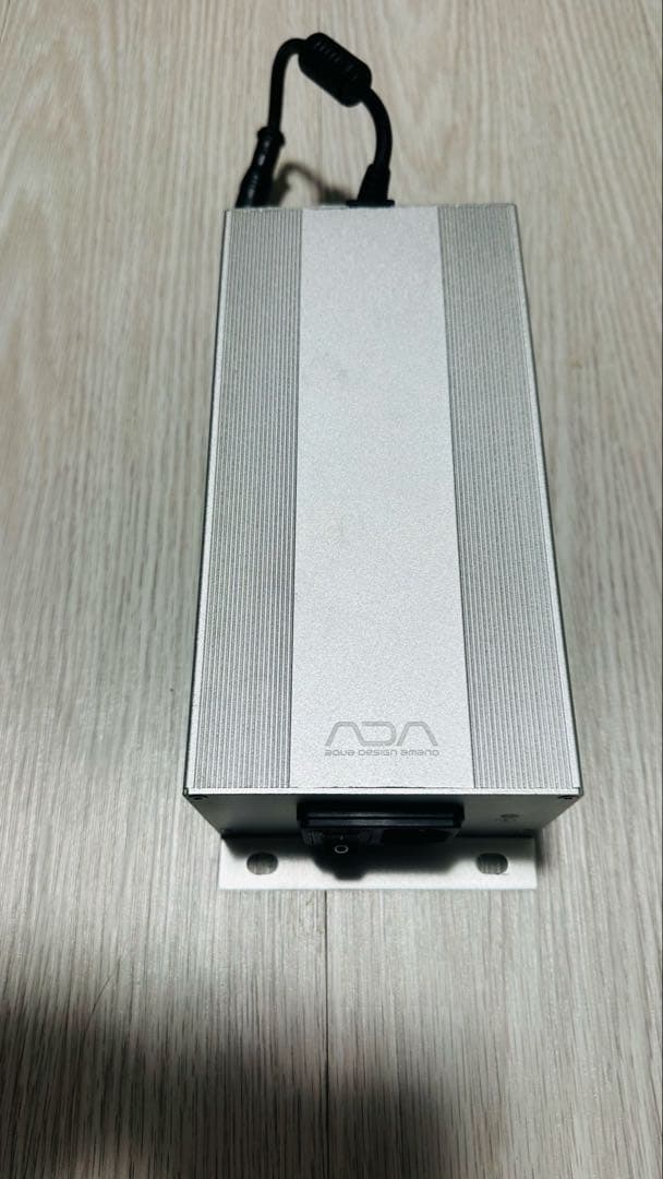 ADAソーラーRGB 水槽用 LEDライト