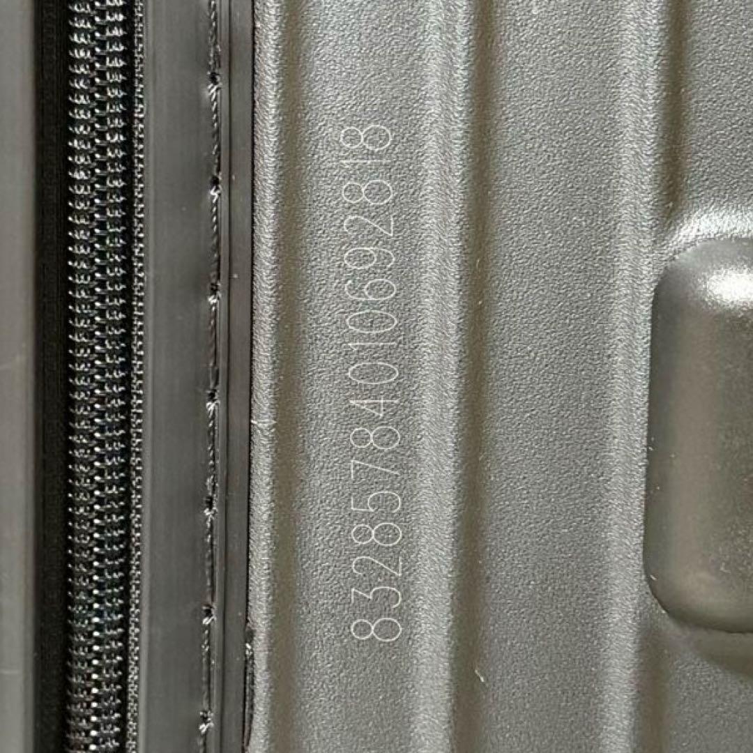 ⭐️新品未使用⭐️ RIMOWA　エッセンシャルスリーブ　キャリーケース　ブラック
