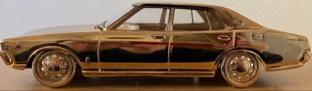 シガレットケース「ニッサン ローレル」オルゴール付 ・箱付 ガメラ ブタケツ