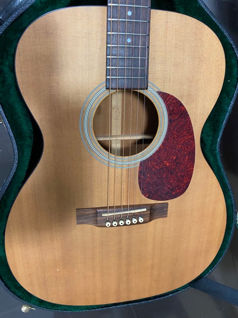 アコースティックギター　martin