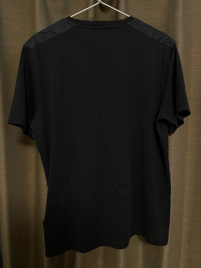 PRADA 半袖Tシャツ　ブラック　SJN250 Mサイズ　希少