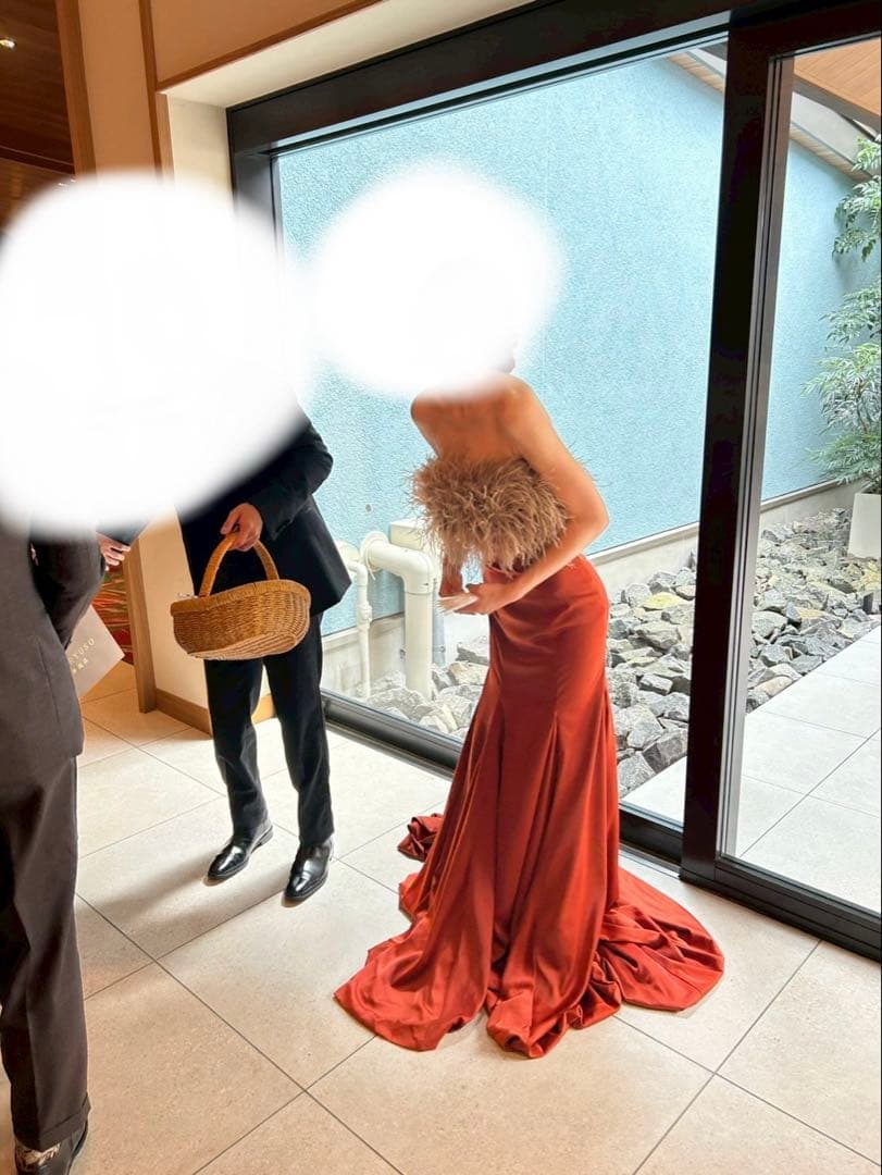 【たー】カラードレス テラコッタ色 マーメイドライン フェザー