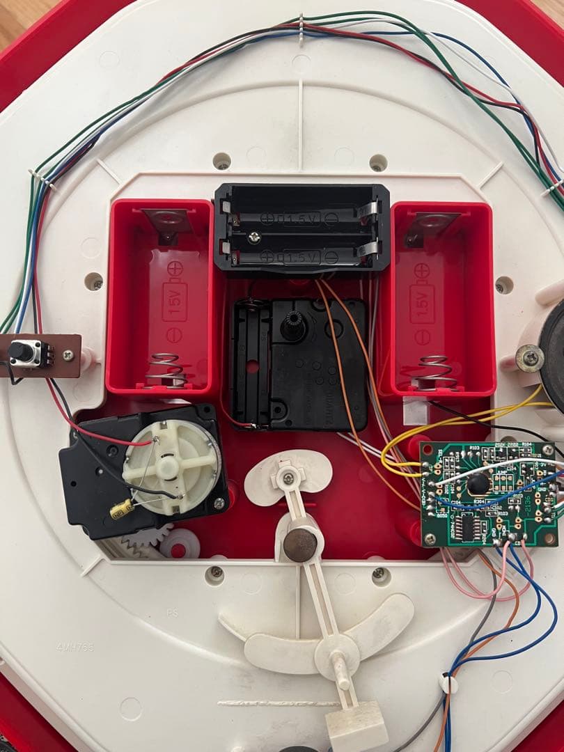 山*田様 【ジャンク】　ハローキティ 八角形掛け時計 音楽鳴ります！