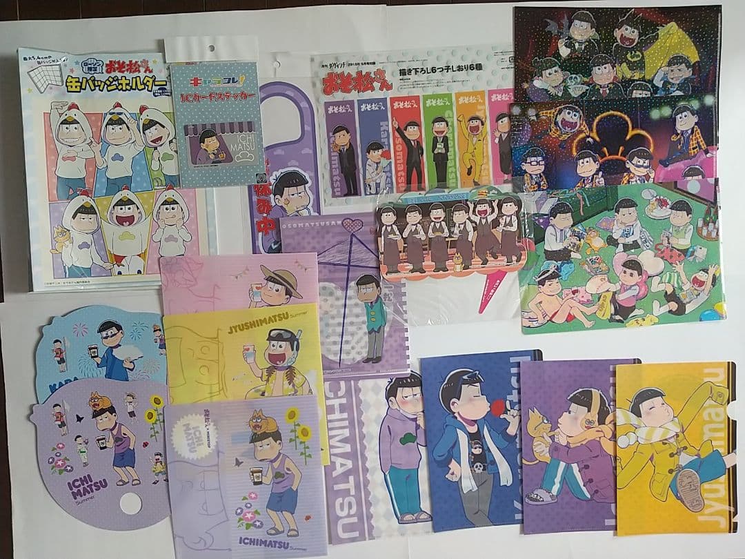 おそ松さん 缶バッジ アクキー おそ松 カラ松 チョロ松 一松 十四松 トド松