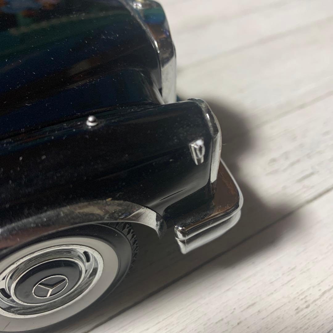 メルセデスベンツ　リムジン　1/18
