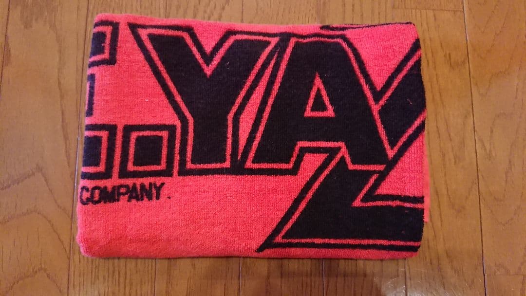 矢沢永吉さん カンパニータオル 赤 黒ロゴ 77年 初期 初代物 右下タグ