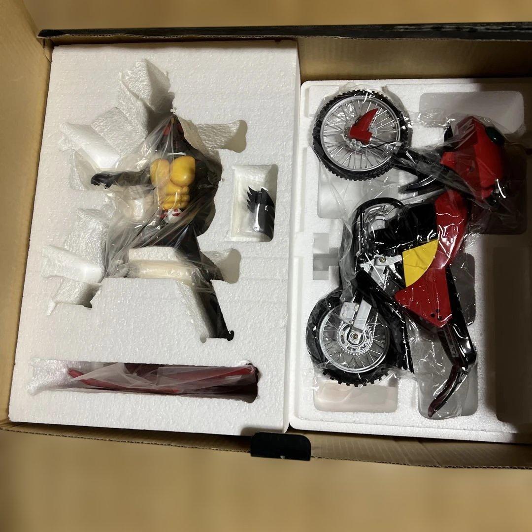 仮面ライダーアマゾン&ジャングラー号Die Cast Model