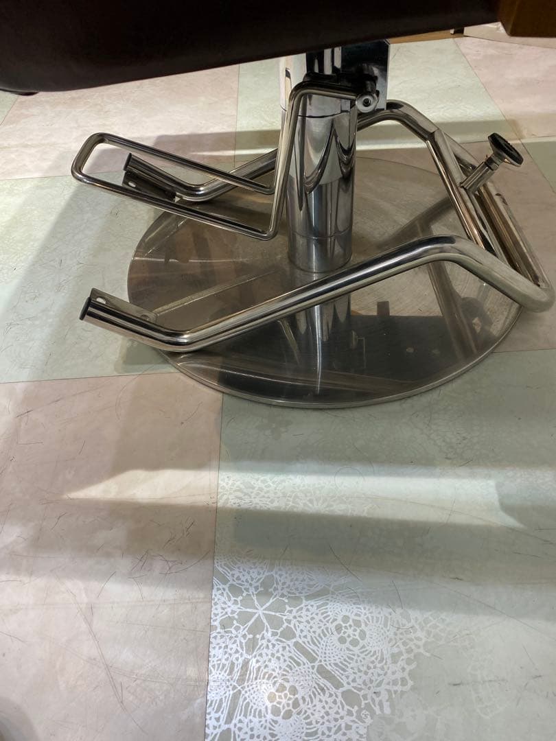 なほスタイリングチェア