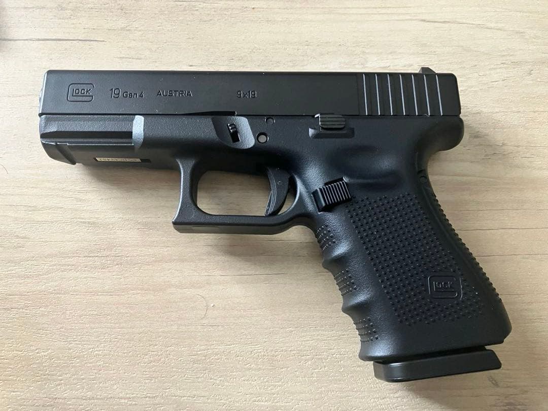 東京マルイ　Glock 19 ガスガン 9mm ブラック
