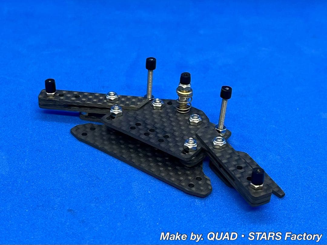 【ミニ四駆・MS用】１軸リヤアンカー　ブラックアウト／カーボン【19mm対応】