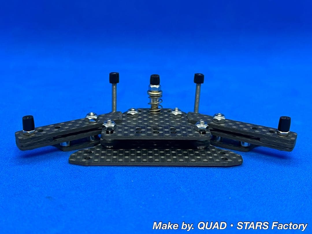 【ミニ四駆・MS用】１軸リヤアンカー　ブラックアウト／カーボン【19mm対応】