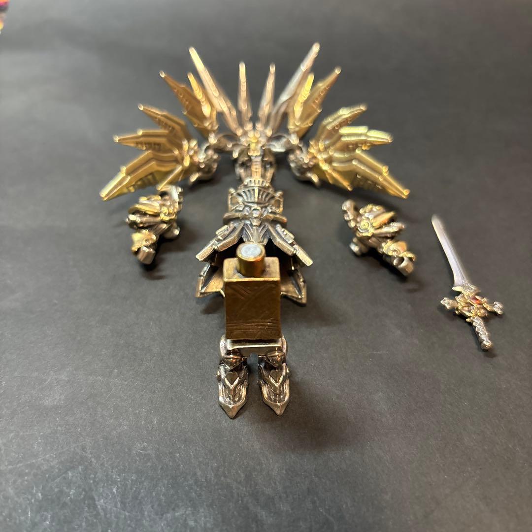 メタルフィギュア　フィジェットトイ　EDC ハンドスピナー