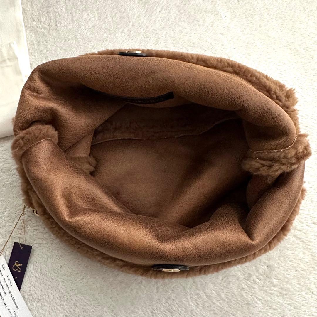 未使用品　ヴィオラドーロ ELMO エコムートン チェーンショルダートートバッグ