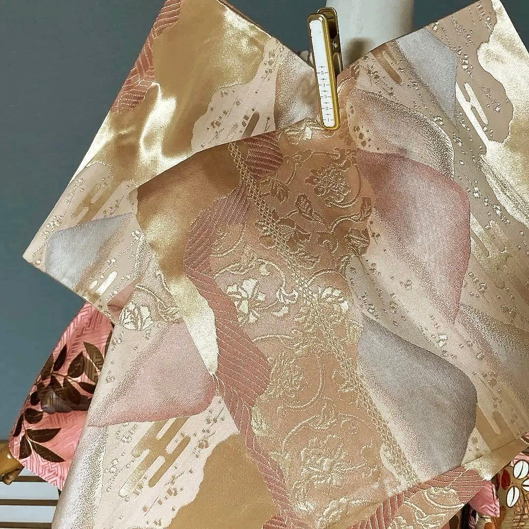 振袖フルセット　手描き友禅　桃色にグレーの古典柄は良家のお嬢様　成人式振袖　振袖