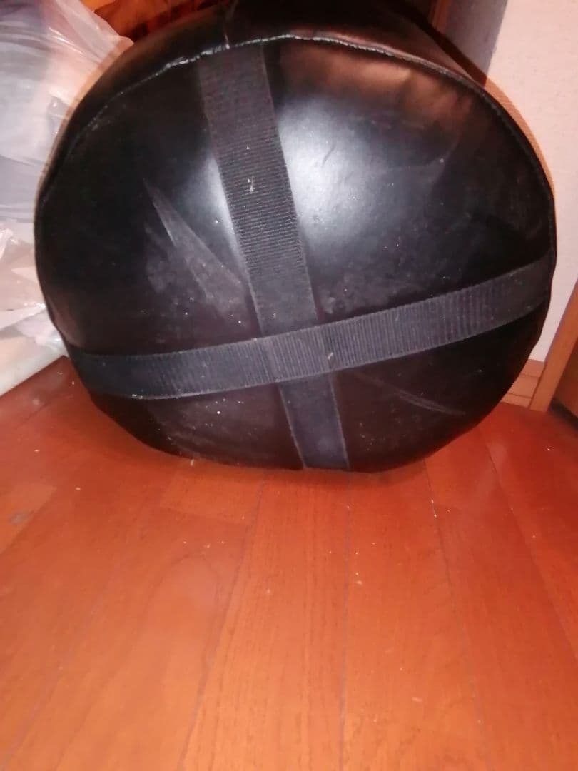 ク*ノ様 引き取り限定　サンドバッグ　黒　レーザー　中古