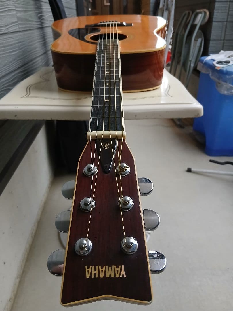 YAMAHA FG-301B オレンジラベル。