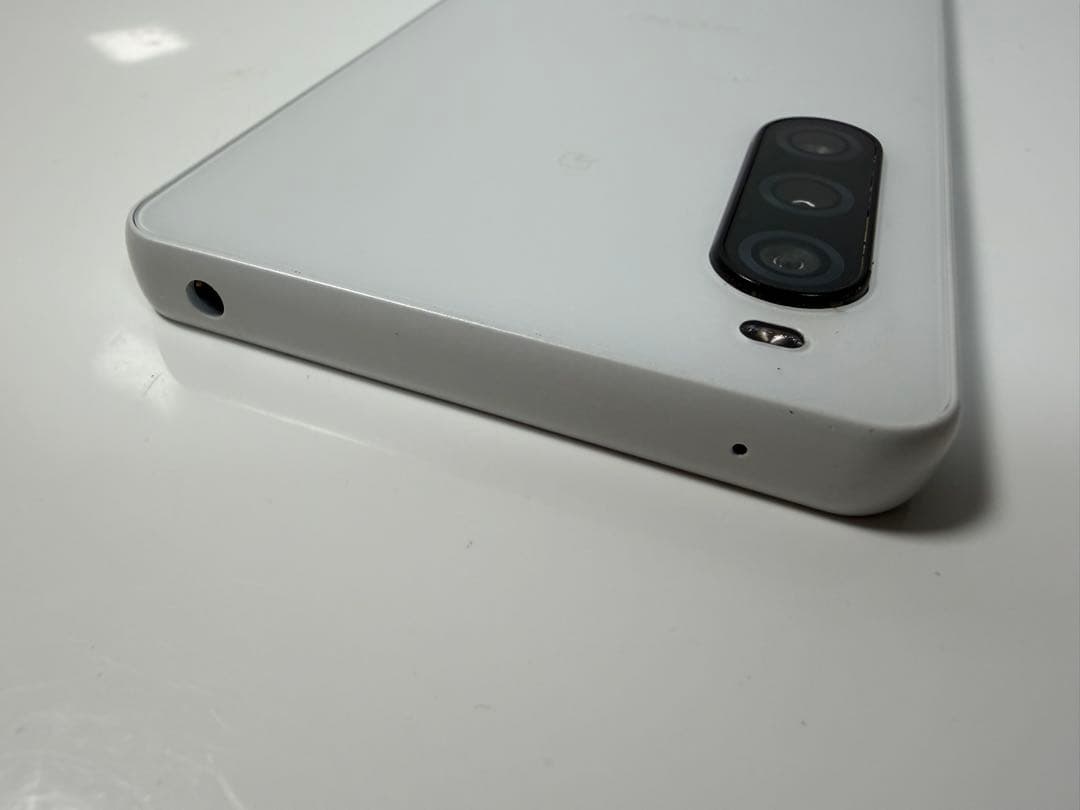 SONY Xperia 10 V docomo simフリー ホワイト