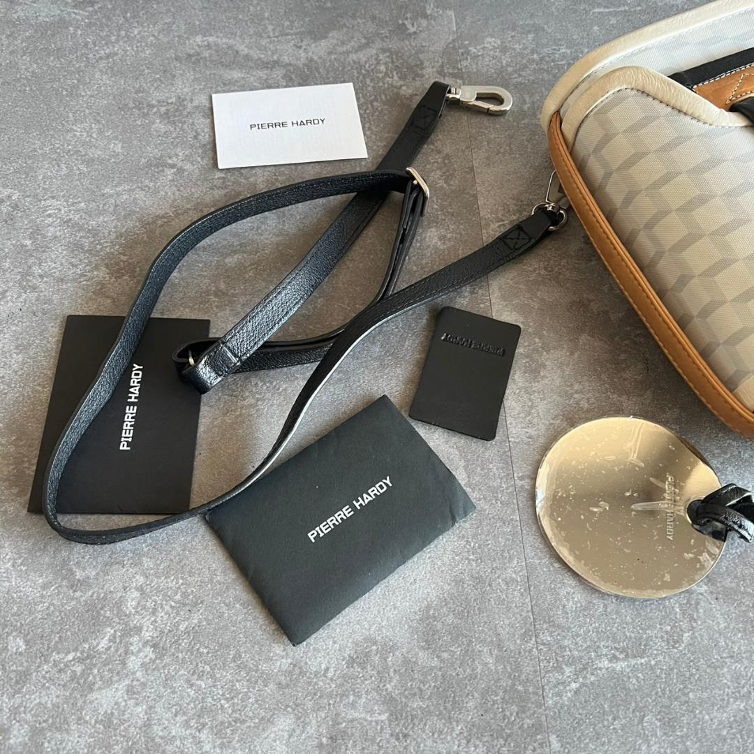 mama☆ ⭐️PIERRE HARDY⭐️ピエールアルディ アルファ