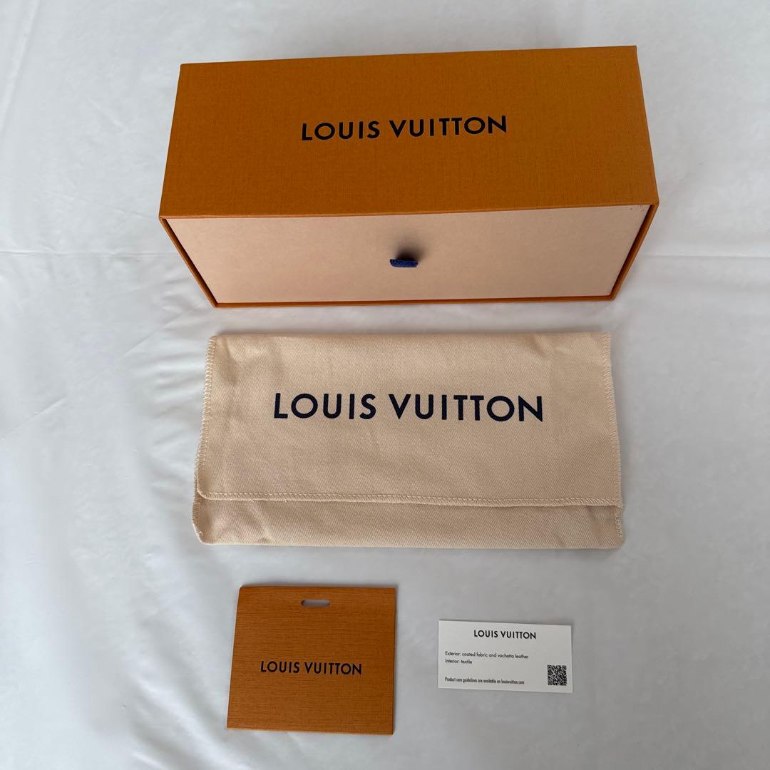 ルイヴィトン　メガネケース　エテュイリュネット　ブラウン