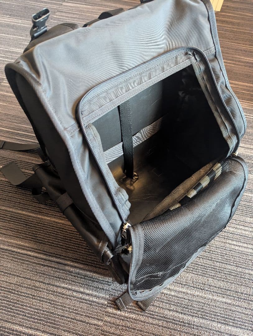 Mr.BACKMAN　ペットリュック 小　黒