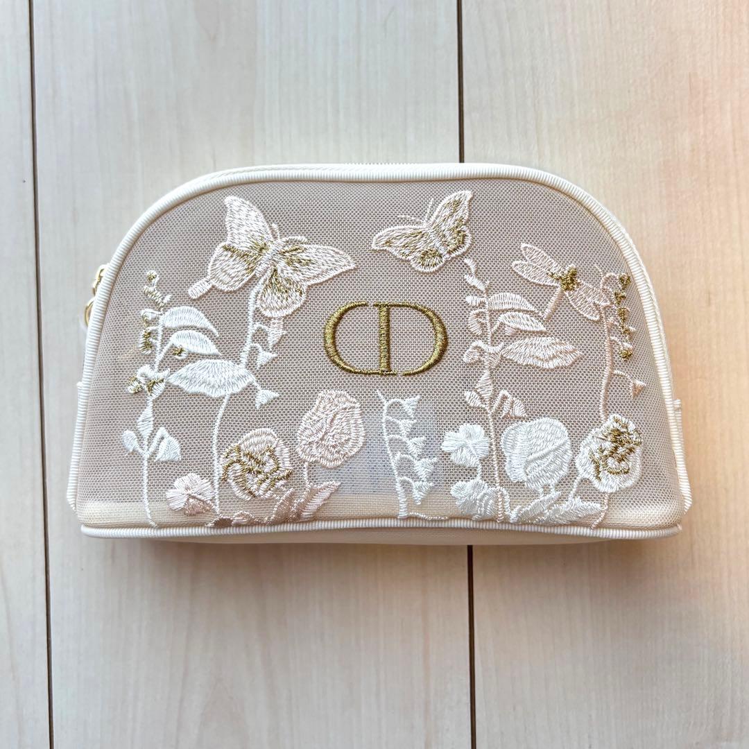 Dior マザーズデイ　オリジナルポーチ　刺繍ポーチ　ノベルティ