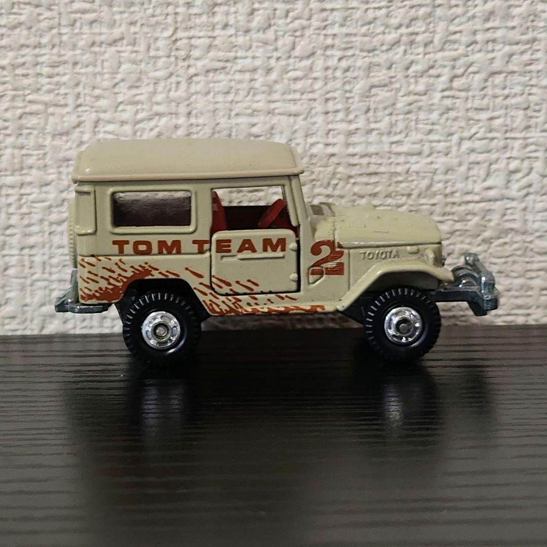 TOMICA　トミカ　ランドクルーザー