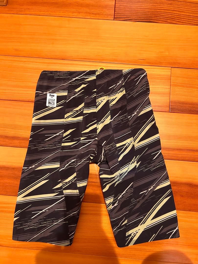 ミズノ競泳高速水着