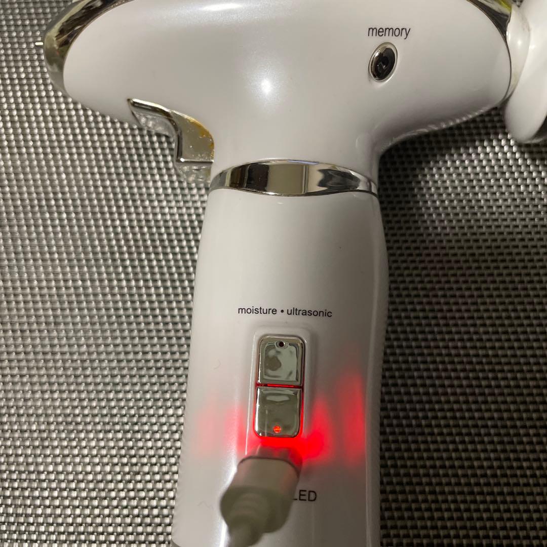 美顔器　水光噴射機（美容液噴射）＋超音波EMS