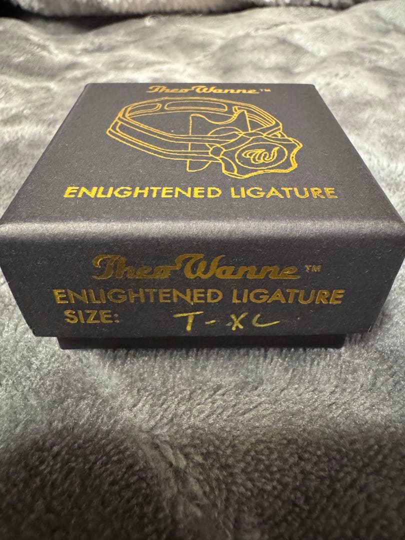 美品 セオワニ エンライテッドリガチャー T-XL テナーサックス