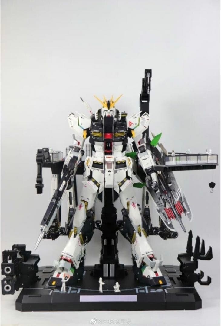 海外製プラモデル　1/60 解体匠機風　νガンダム