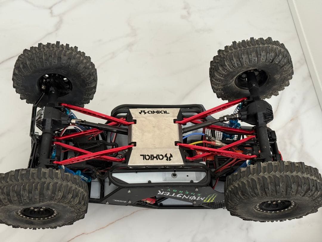 axial wraith レイス スーパーチャージャー付き+ 新品カスタムパーツ
