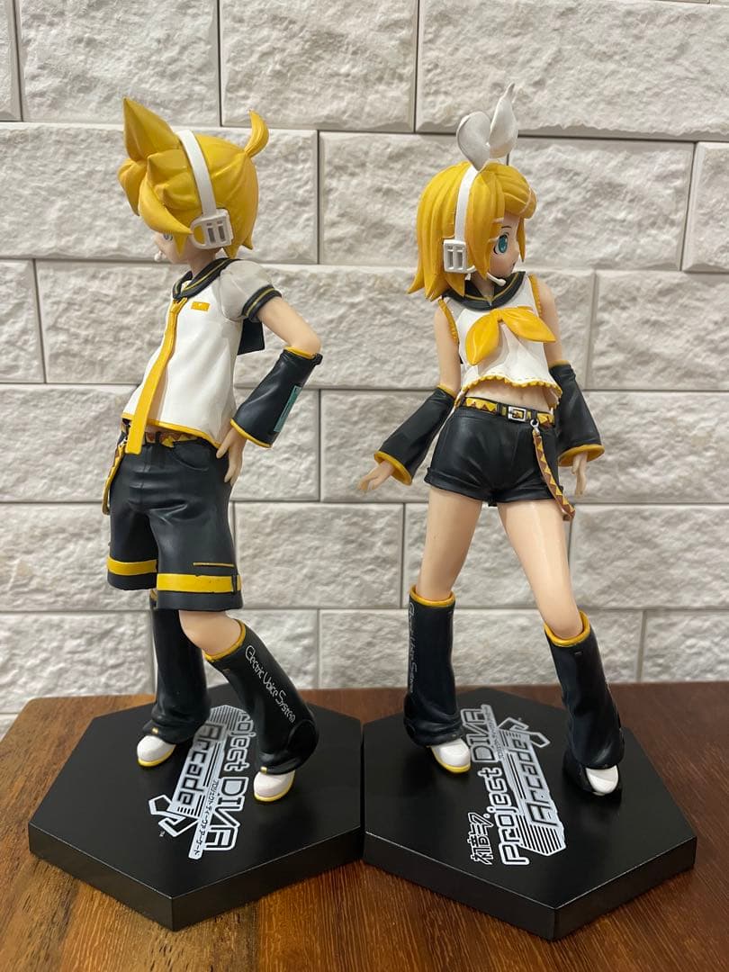 Project DIVA Arcade プレミアムフィギュア “鏡音リン＆レン”