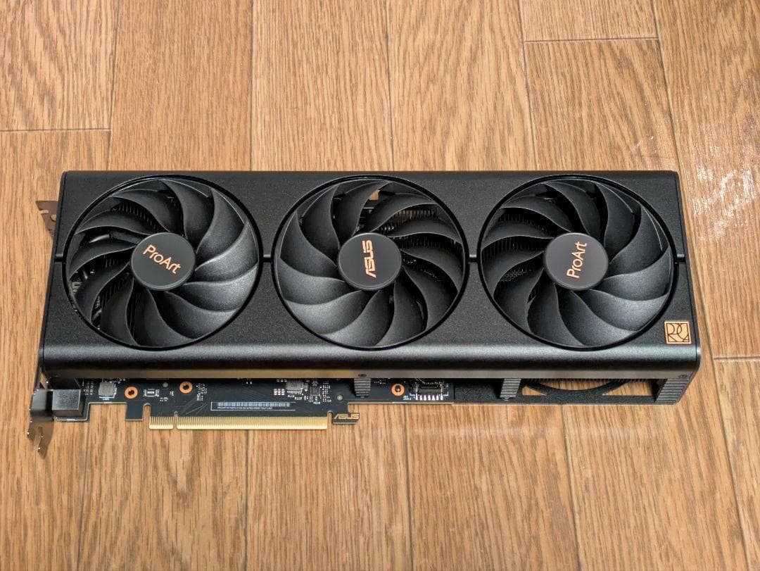 グラフィックボード・グラボ・ビデオカード ASUS PROART RTX4070 O12G