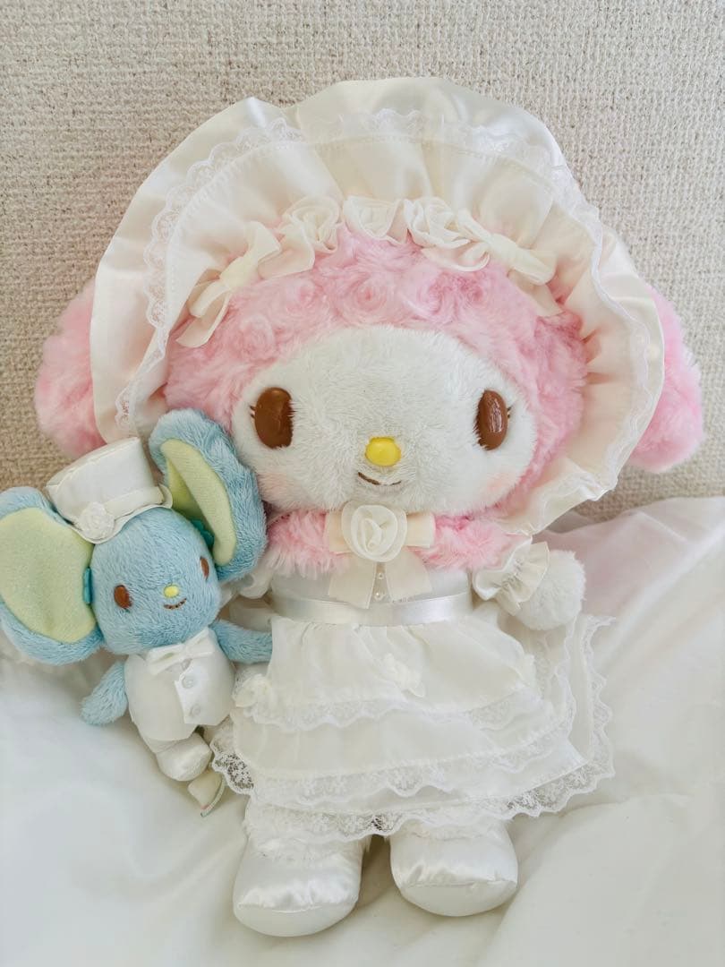 r*e様 ウェディングドレスマイメロディ ぬいぐるみ(中)