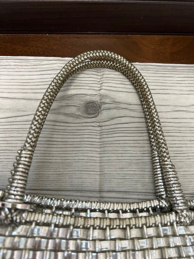 アンテプリマ　イントレッチオ　シルバー　ラージ