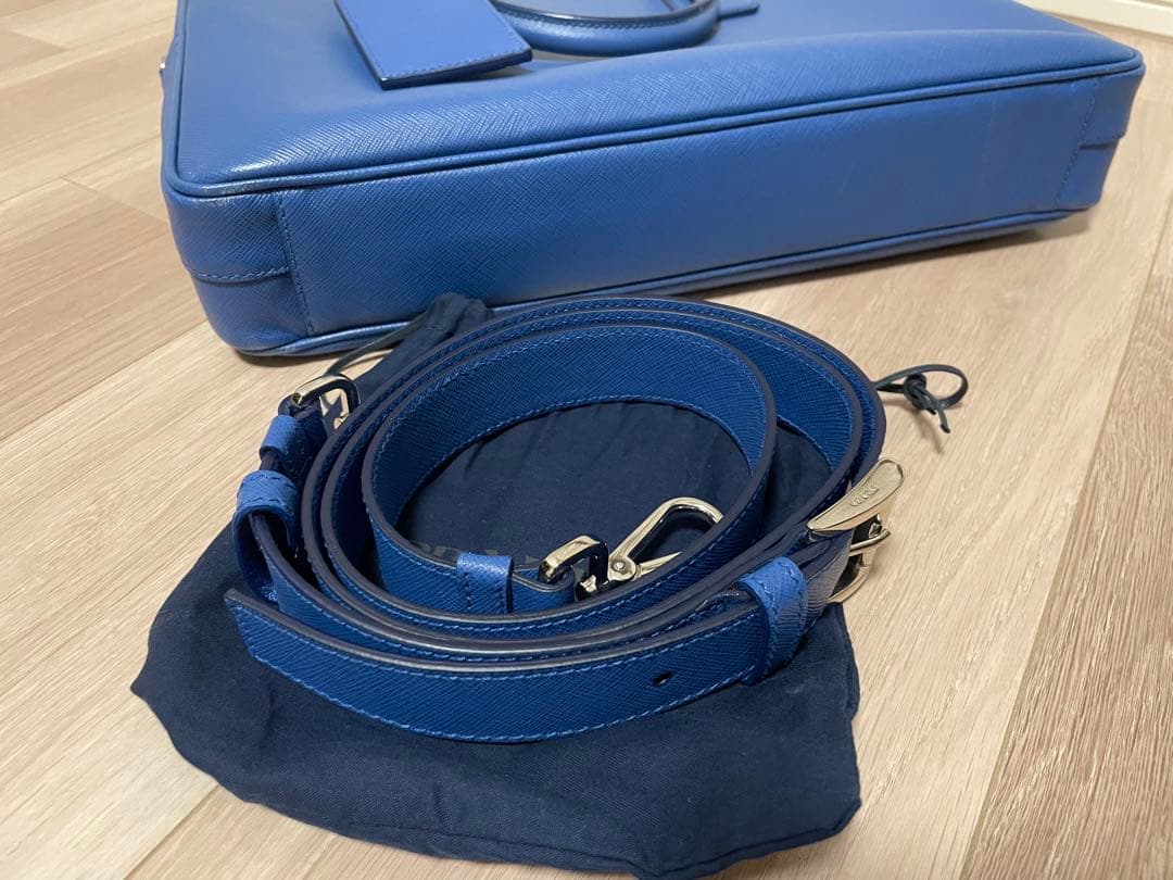 PRADA ビジネスバッグ 青