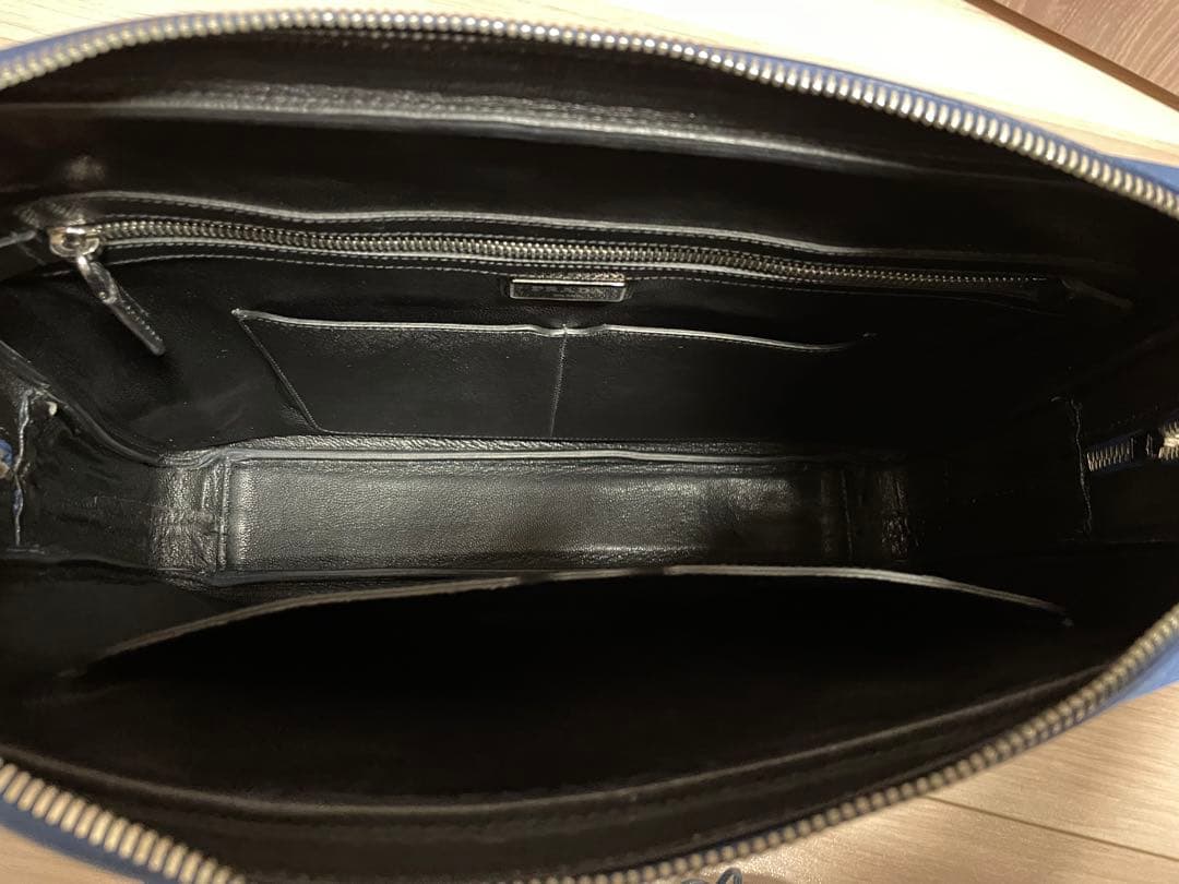 PRADA ビジネスバッグ 青