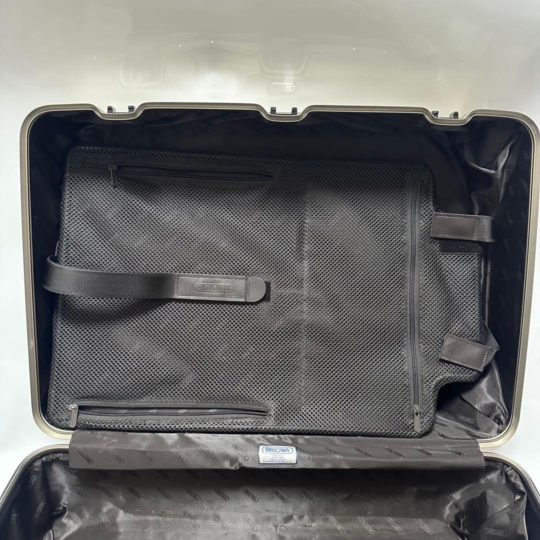 リモワ スーツケース トパーズ チタニウム 63リットル程度 4輪