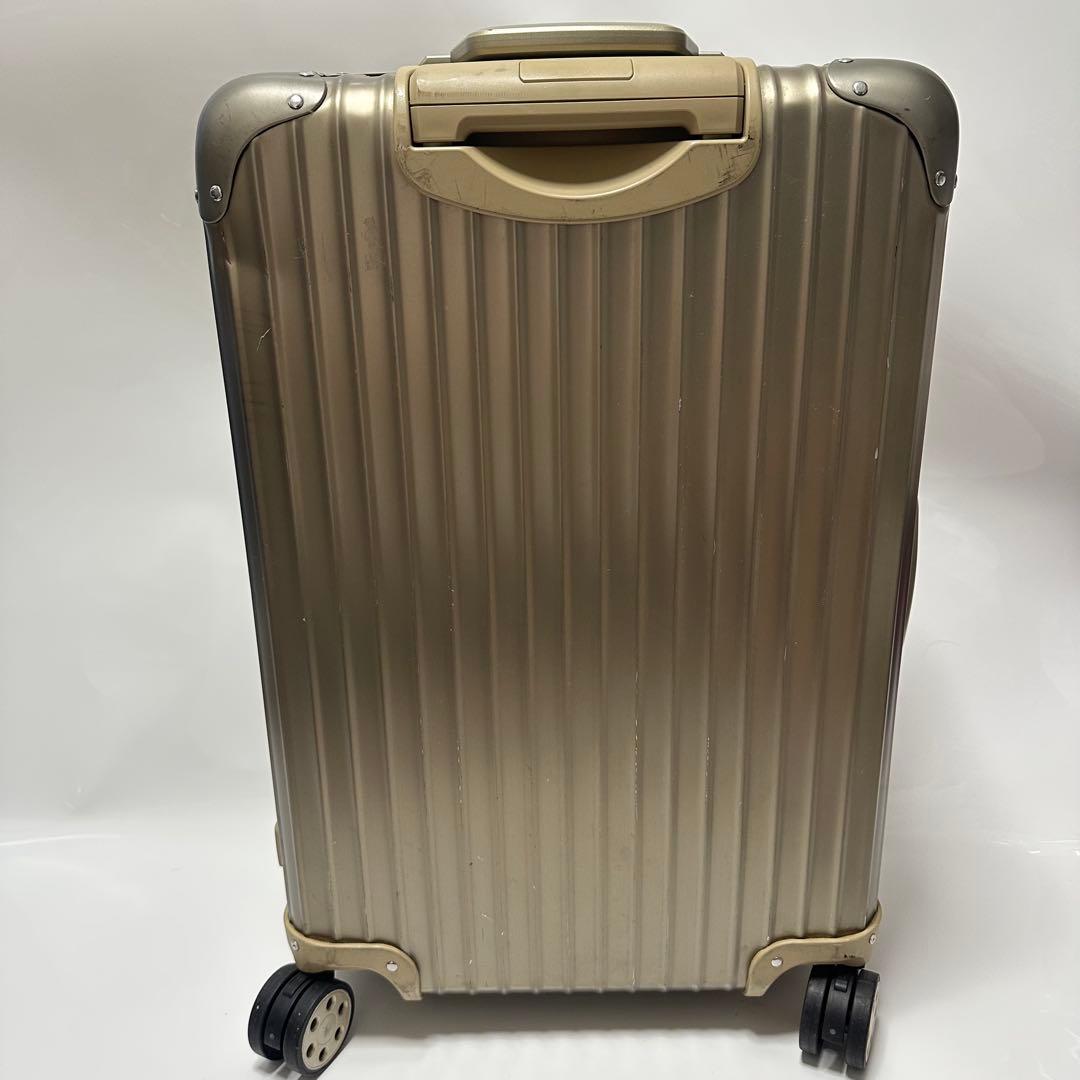 リモワ スーツケース トパーズ チタニウム 63リットル程度 4輪