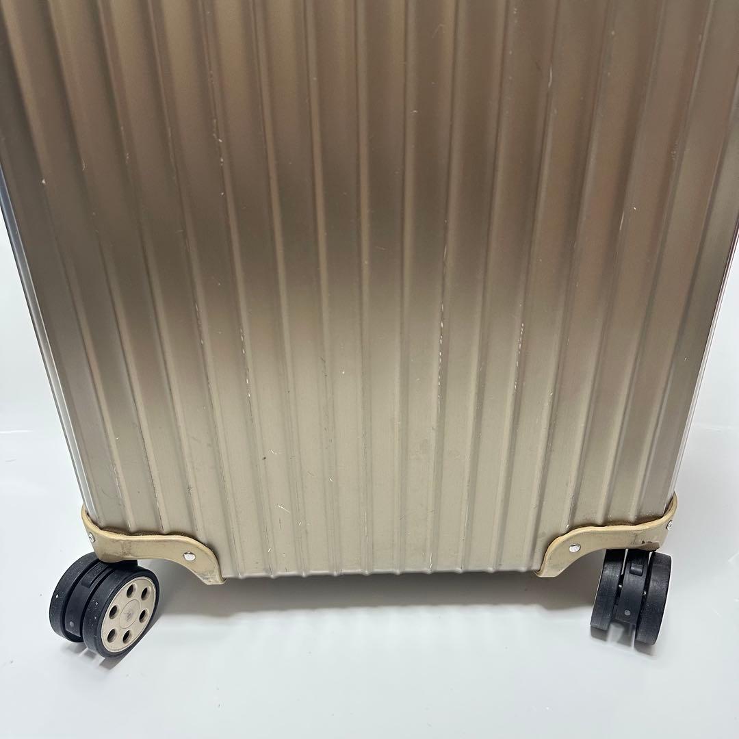 リモワ スーツケース トパーズ チタニウム 63リットル程度 4輪