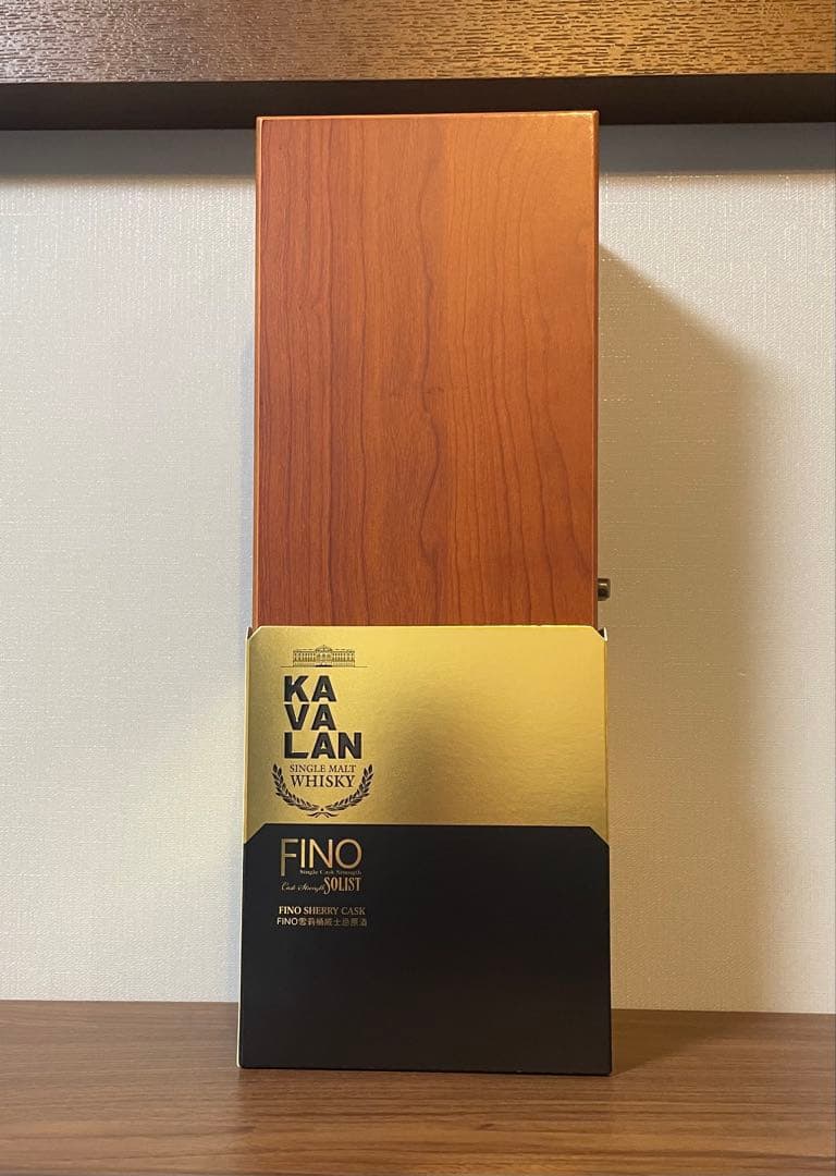 【新品未開封】KAVALAN FINO ウイスキー 700ml 木箱入り 袋付♡