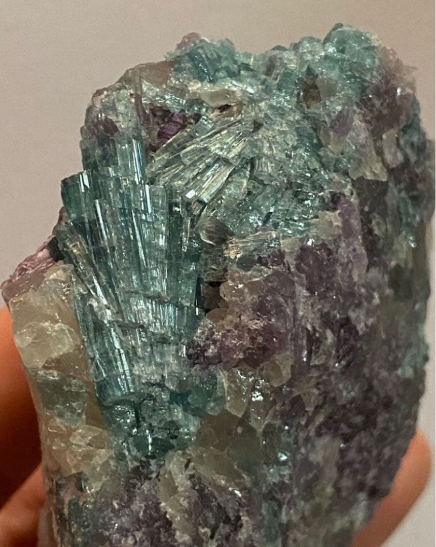 天然石　ユニコーンストーン　パライバトルマリン　レピドライト　原石